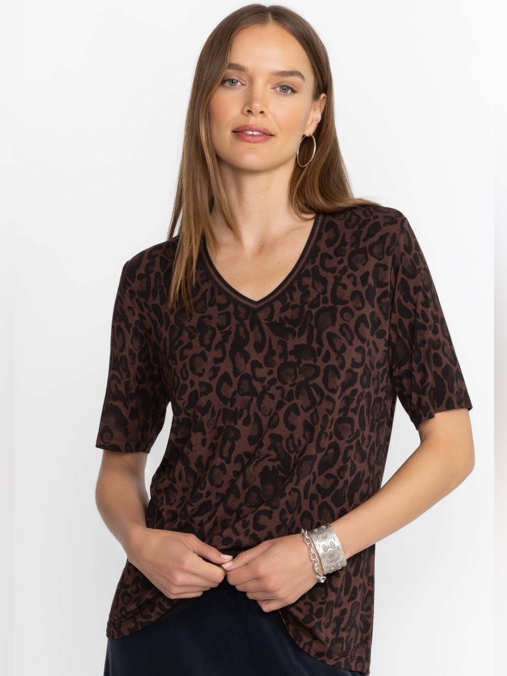 Johnny Was | Women's The Janie Favorite Short Sleeve V-Neck T-Shirt Leopard - Picture 2 of 8